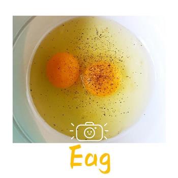 鸡蛋吐司配水果的做法图解2