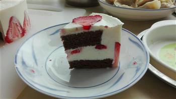 六寸草莓酸奶慕斯蛋糕的做法步骤13