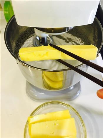 意式奶油霜裱花蛋糕的做法步骤6
