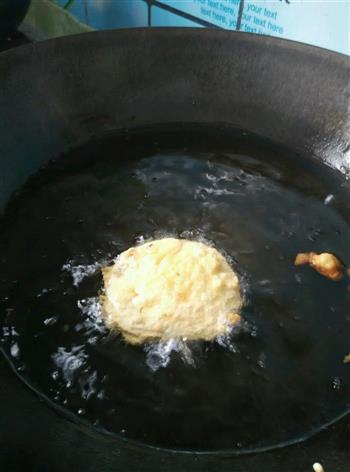 香椿熏肉藕饼的做法步骤6