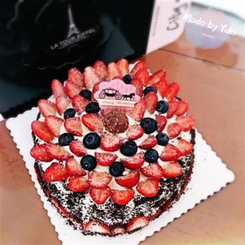 草莓蓝莓奥芯奶油蛋糕的做法图解15