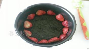 草莓慕斯蛋糕的做法步骤4