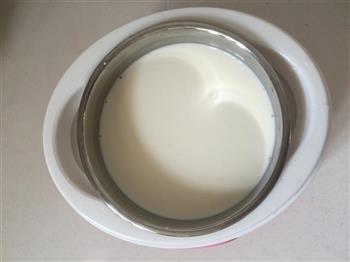 自制美味酸奶的做法步骤8