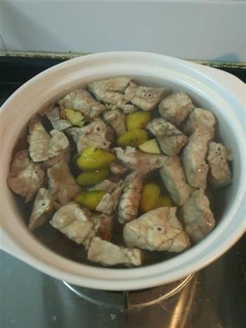 青榄猪肺瘦肉汤的做法图解7