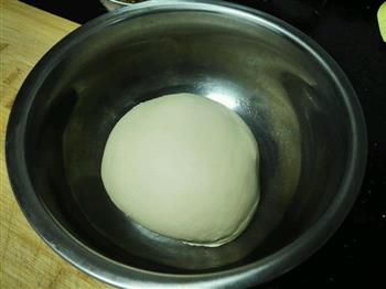 炼乳葡萄干面包的做法图解5