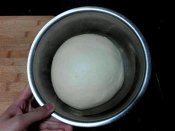 炼乳葡萄干面包的做法图解6