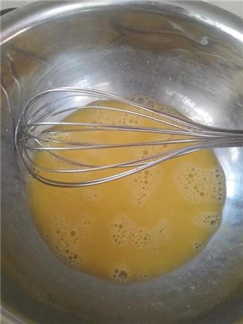 苹果燕麦牛奶鸡蛋羹的做法步骤1