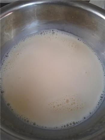 苹果燕麦牛奶鸡蛋羹的做法步骤2
