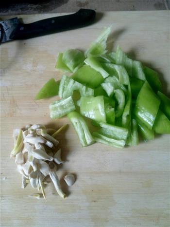 清炒花菜的做法步骤2