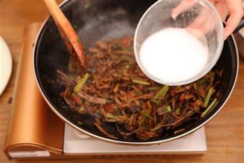 干锅腊肉茶树菇的做法步骤13