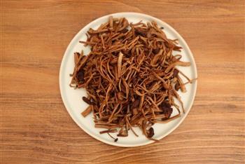 干锅腊肉茶树菇的做法步骤4