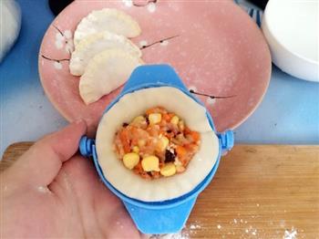 饺子-玉米香菇猪肉饺&韭菜猪肉饺的做法步骤11