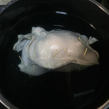 中式料理-猪肚包鸡新手料理的做法步骤2
