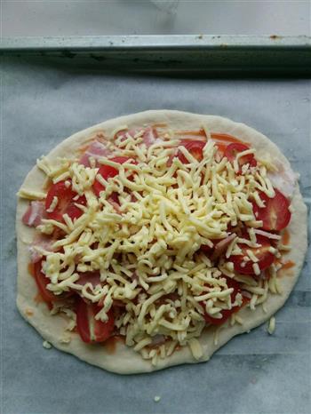 小番茄培根披萨的做法步骤5