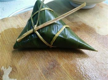 杂粮蜜枣粽子—包法详解多图的做法步骤16