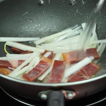 蛤蜊火腿萝卜汤的做法步骤3
