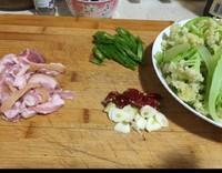 老丁的干锅花菜的做法步骤1