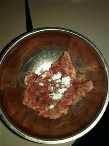 宝宝爱吃的电压锅版-皮蛋瘦肉粥的做法步骤2
