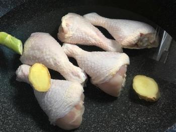 香菇小土豆炖鸡腿的做法步骤5