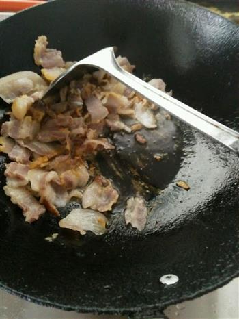 木耳洋葱炒腊肉的做法步骤6