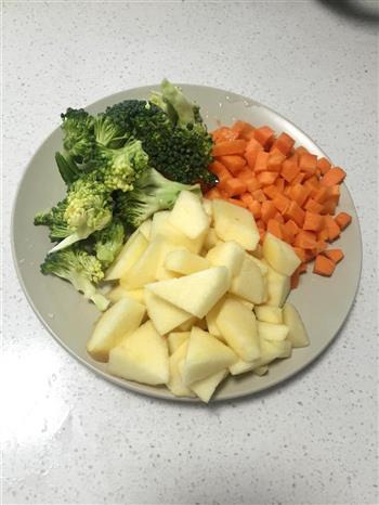 鸡肉果蔬沙拉的做法步骤2