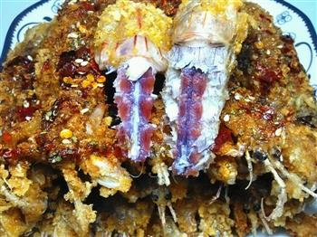 蜜汁椒盐皮皮虾的做法步骤2