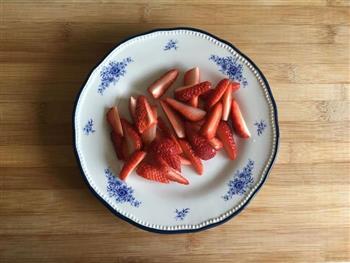健康低脂红酒草莓冰棒的做法图解2