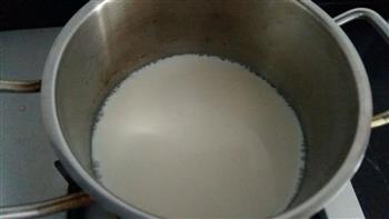 椰丝牛奶小方糕的做法图解3