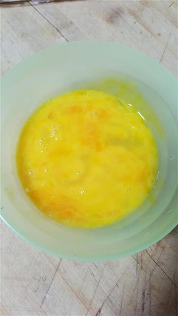 软香补钙蛋卷的做法图解1