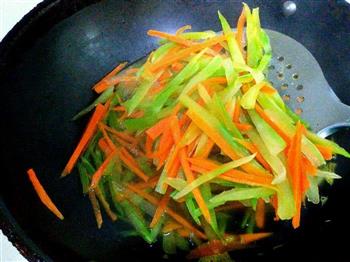 开胃小菜-凉拌莴笋丝的做法步骤4