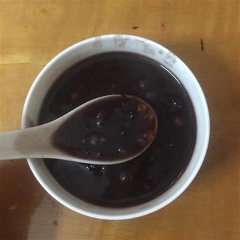 黑糯米红豆西米糖水的做法图解2