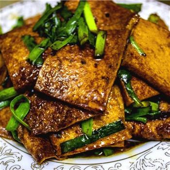 红烧千叶豆腐-豆腐也可以做得有滋有味的做法图解2