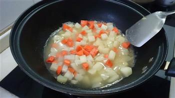 咖喱土豆鸡肉盖饭的做法步骤5