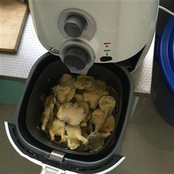 少油版炸蘑菇-空气炸锅的做法步骤3