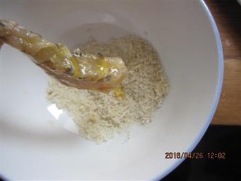 椒盐虾球-外酥里嫩，无比鲜香的做法步骤3