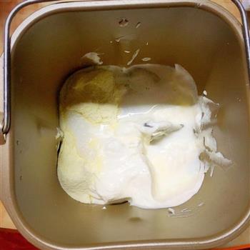 简单的淡奶油小餐包的做法图解2