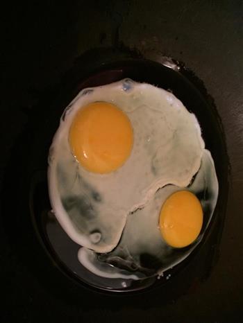 苦瓜炒鸡蛋的做法步骤2