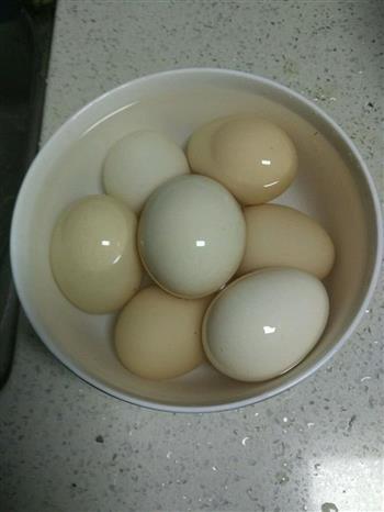 腌咸鸡蛋的做法步骤2