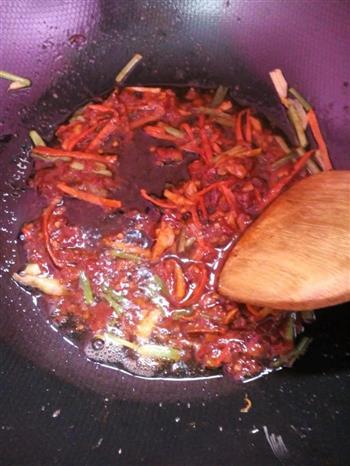 下饭菜-红烧鲫鱼怎么做，下饭菜-红烧鲫鱼怎么做好吃，下饭菜-红烧鲫鱼做法