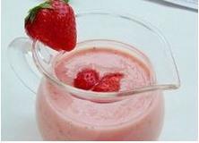 草莓酸奶昔的做法图解3