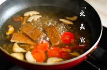 日式咖喱乌冬面的做法步骤2