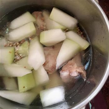 清甜薏仁冬瓜排骨汤的做法步骤5