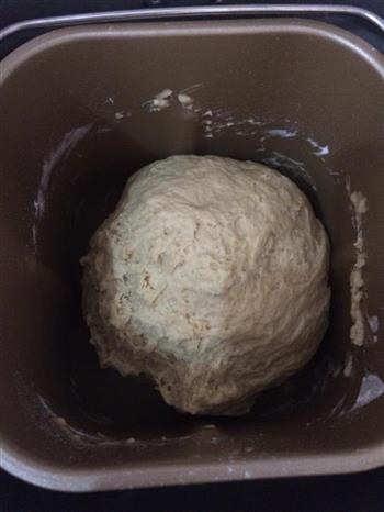 面包机版奶香红糖馒头的做法步骤5