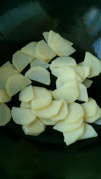 辣白菜炒土豆片的做法图解4