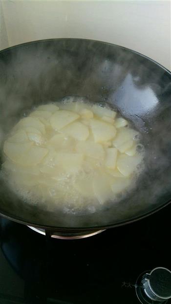 辣白菜炒土豆片的做法步骤6