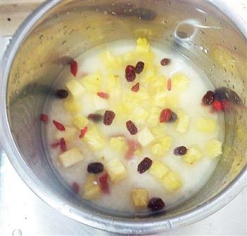 煮菠萝糯米饭的做法步骤2
