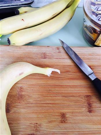 烧烤必备烤香蕉的做法步骤1