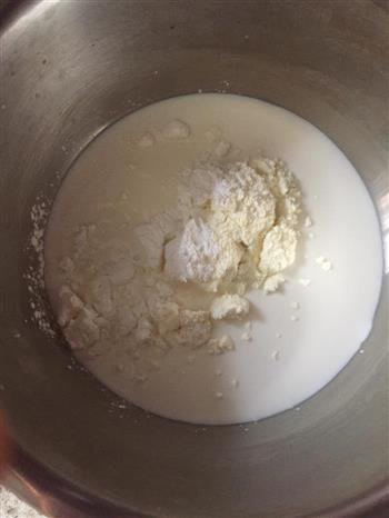 外脆里嫩的炸牛奶的做法图解1