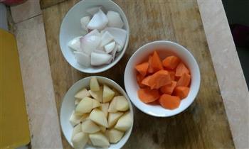 咖喱土豆鸡块的做法步骤5
