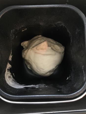 面包机版奶香馒头的做法步骤2
